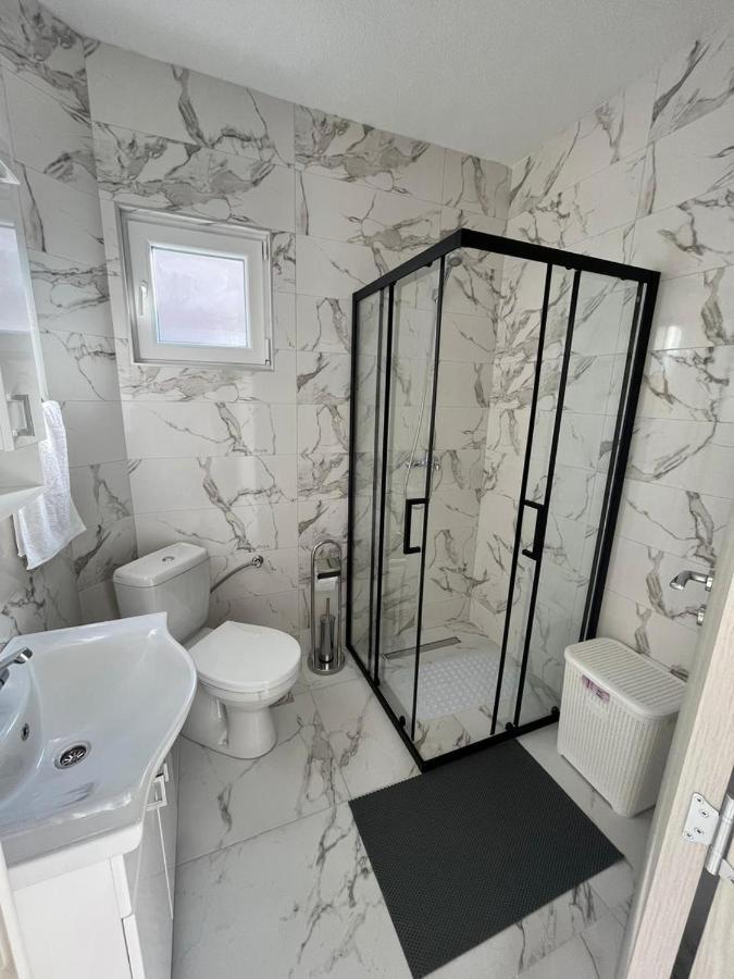 Knezevic Apartman Podgorica Esterno foto